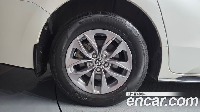 Toyota Sienna (IV) 2.5 Hybrid AWD 2021 — фото 5