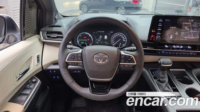 Toyota Sienna (IV) 2.5 Hybrid AWD 2021 — фото 13
