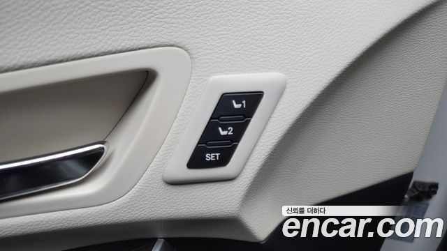 Toyota Sienna (IV) 2.5 Hybrid AWD 2021 — фото 14