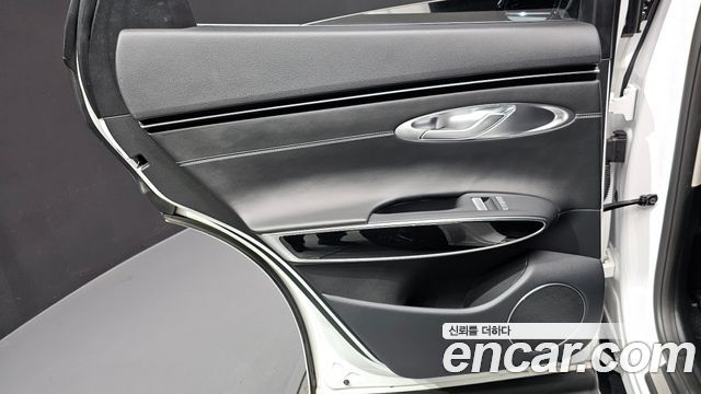 Genesis GV70 2.5T Gasoline 2WD 2021 — фото 25