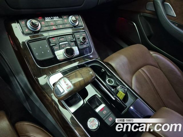 Audi A8 60 TFSI Quattro LWB D4 2015 — фото 8