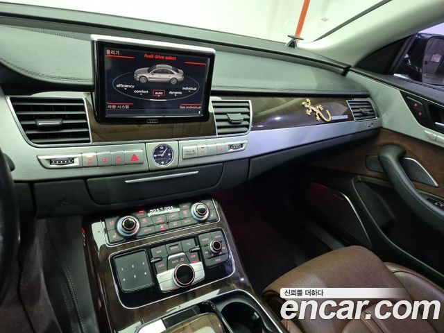 Audi A8 60 TFSI Quattro LWB D4 2015 — фото 10