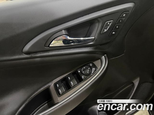 Chevrolet Malibu 2.0 Turbo LT Special 2019 — фото 18