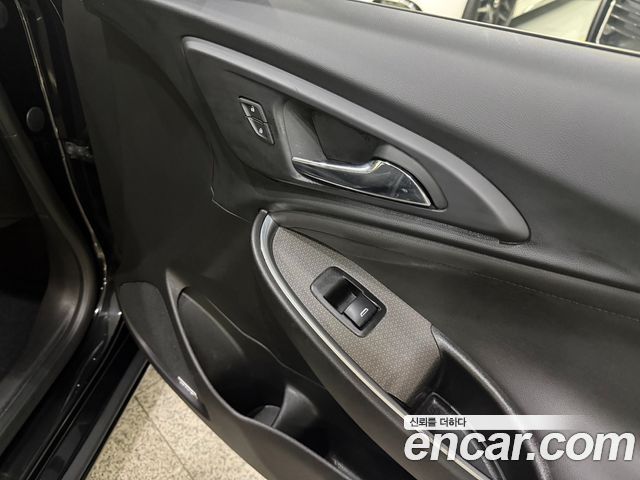 Chevrolet Malibu 2.0 Turbo LT Special 2019 — фото 20