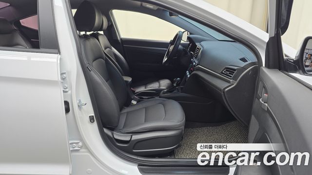 Hyundai Avante (AD) 1.6 Style 2019 — фото 11