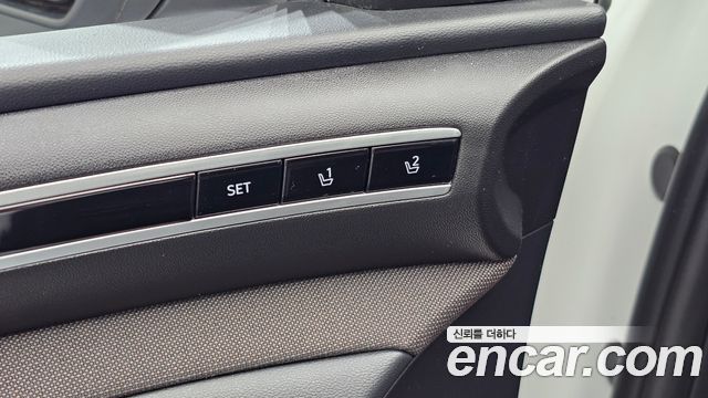 Hyundai Tucson (NX4) Gasoline 1.6 Turbo 2WD Inspiration 2021 — фото 17