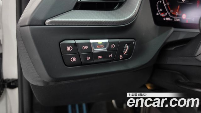 BMW 1 Series (F40) 120i M Sports 2024 — фото 29