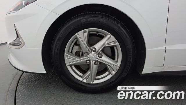 Hyundai Sonata (DN8) 2.0 LPG(rental car) Smart 2022 — фото 5