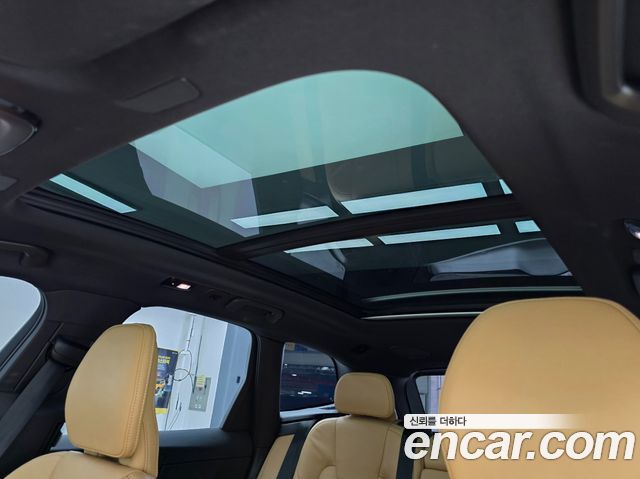 Volvo XC60 (II) B6 Ultimate Bright 2024 — фото 24