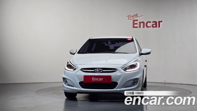 Hyundai Accent (New) 1.4 VVT Premium 2015 — фото 3