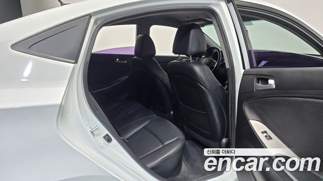 Hyundai Accent (New) 1.4 VVT Premium 2015 — фото 11