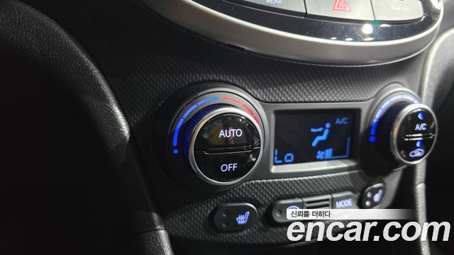 Hyundai Accent (New) 1.4 VVT Premium 2015 — фото 20