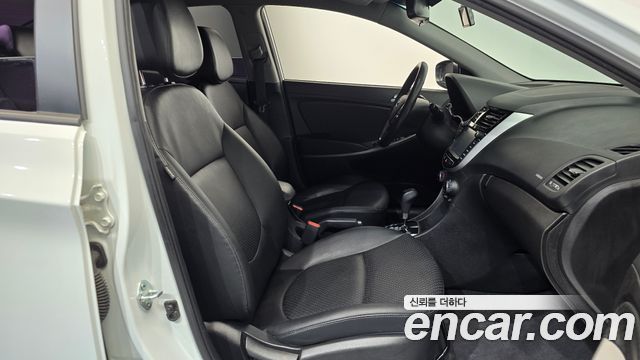 Hyundai Accent (New) 1.4 VVT Premium 2015 — фото 26