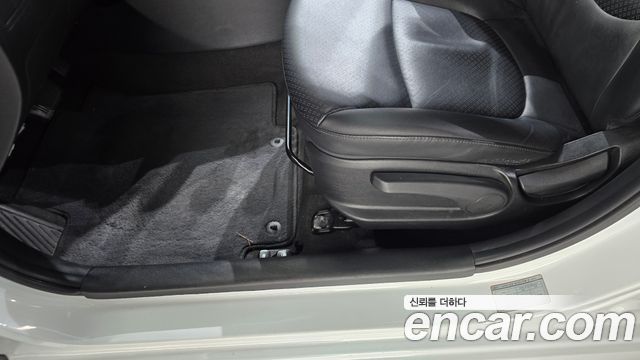 Hyundai Accent (New) 1.4 VVT Premium 2015 — фото 29