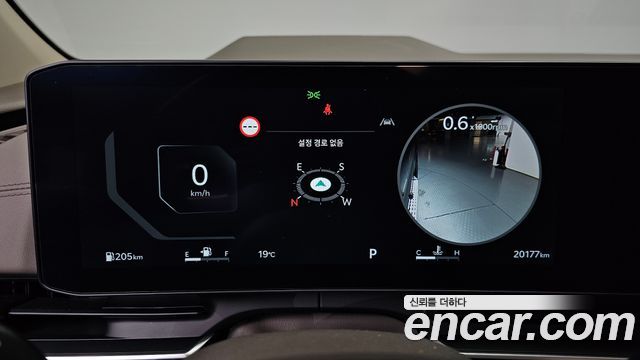 Kia Carnival (IV) Gasoline 9-Seater Hi Limousine Signature 2024 — фото 8