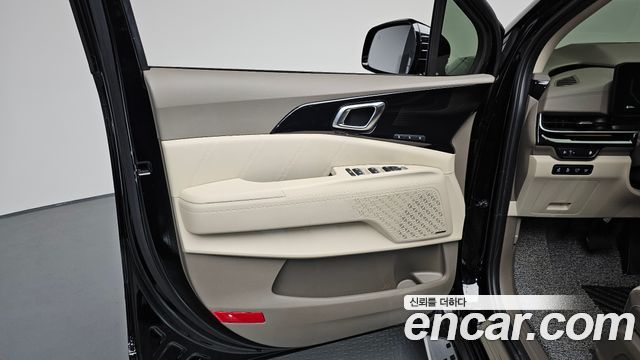 Kia Carnival (IV) Gasoline 9-Seater Hi Limousine Signature 2024 — фото 24