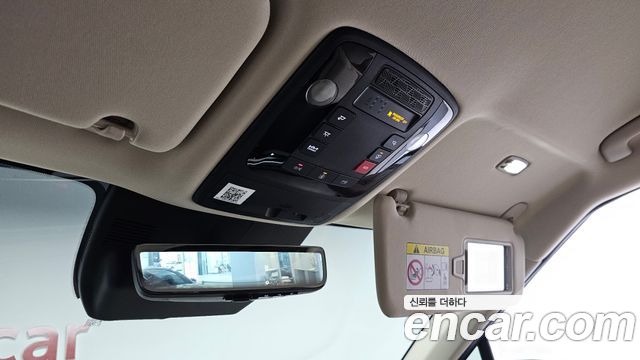 Kia Carnival (IV) Gasoline 9-Seater Hi Limousine Signature 2024 — фото 32