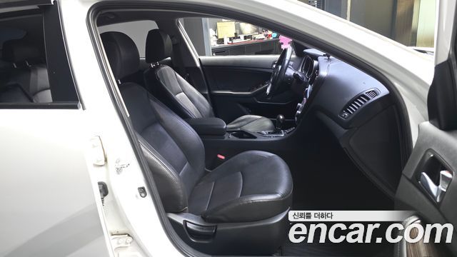 Kia K5 LPI Luxury(Handicapped) 2014 — фото 11