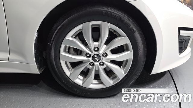 Kia K5 LPI Luxury(Handicapped) 2014 — фото 21