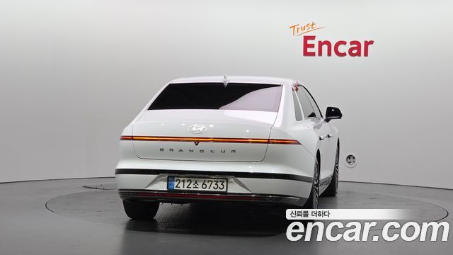 Hyundai Grandeur Hybrid (GN7) Calligraphy 2024 — фото 4