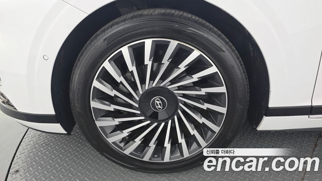 Hyundai Grandeur Hybrid (GN7) Calligraphy 2024 — фото 5