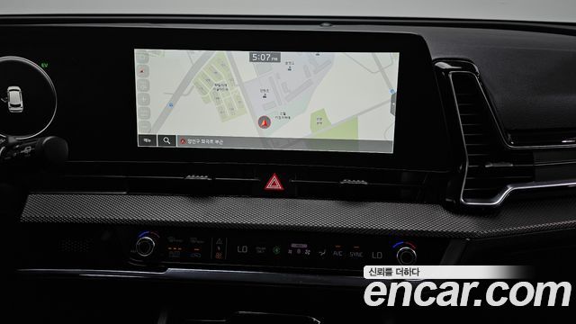 Kia Sportage Hybrid (V) Prestige 2WD 2023 — фото 14