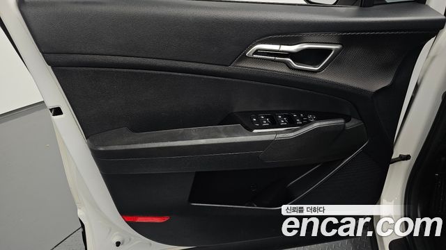 Kia Sportage Hybrid (V) Prestige 2WD 2023 — фото 24