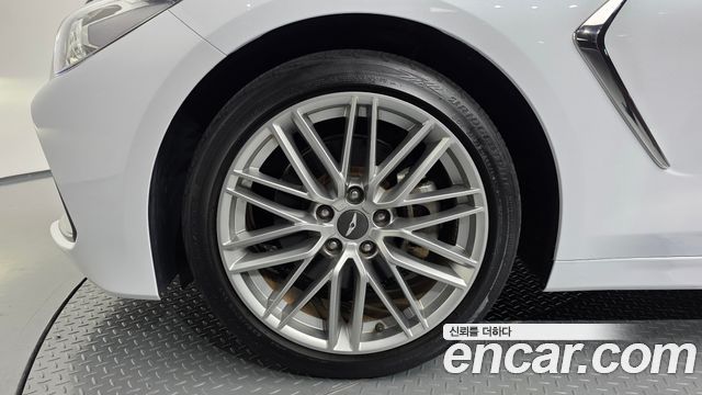 Genesis G70 2.0T Elite 2019 — фото 5