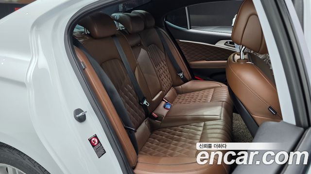 Genesis G70 2.0T Elite 2019 — фото 11