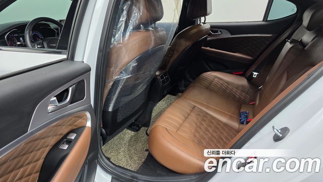 Genesis G70 2.0T Elite 2019 — фото 12