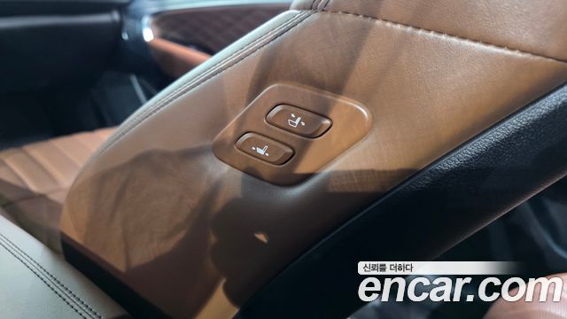 Genesis G70 2.0T Elite 2019 — фото 20