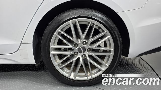 Genesis G70 2.0T Elite 2019 — фото 21