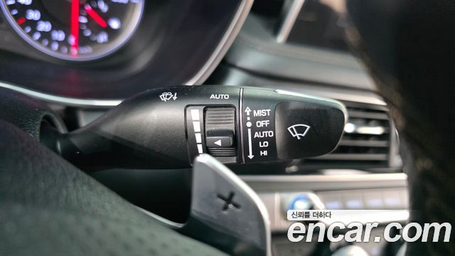 Genesis G70 2.0T Elite 2019 — фото 28
