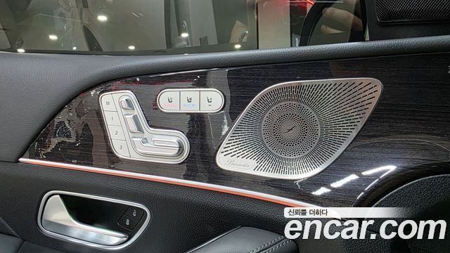 Mercedes-Benz GLE-Class (W167) GLE400d 4MATIC Coupe 2023 — фото 20