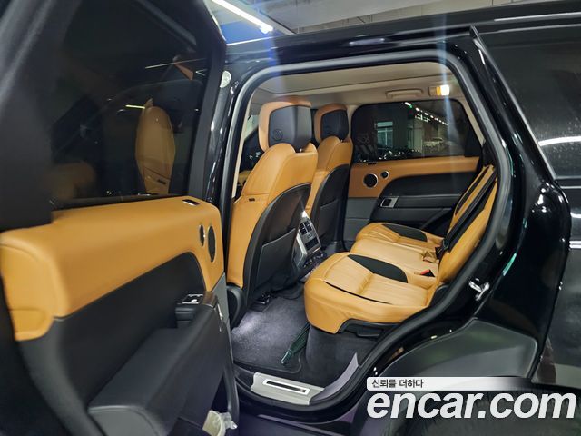 Land Rover Range Rover Sport (II) 3.0 SDV6 HSE Dynamic 2019 — фото 11
