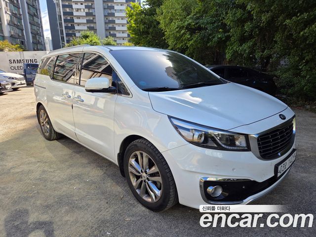 Kia Carnival 9-seater Noblesse 2017 — фото 3