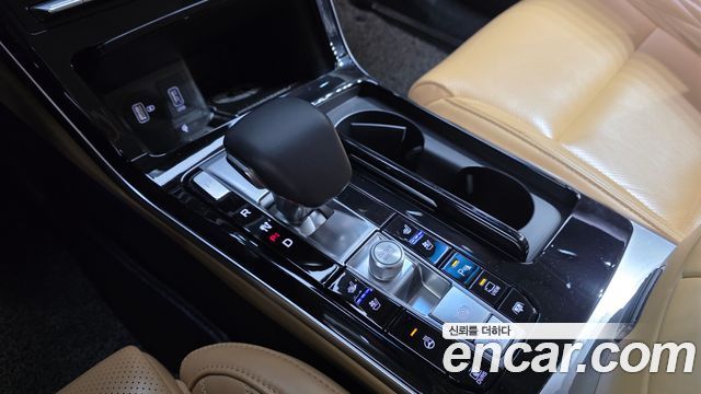 Kia K7 Premier 3.0 GDI Signature 2020 — фото 9