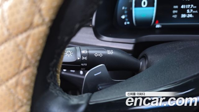 Kia K7 Premier 3.0 GDI Signature 2020 — фото 28