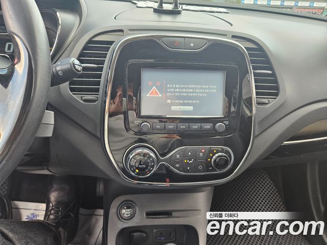 Renault Korea QM3 RE 2015 — фото 9