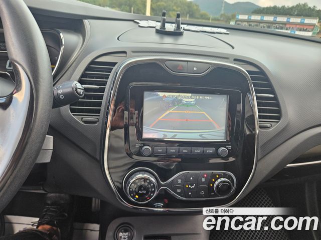 Renault Korea QM3 RE 2015 — фото 10