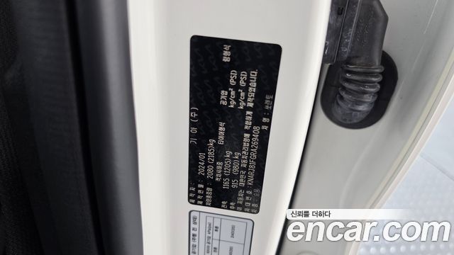Kia Sorento (IV) Gasoline 2.5T 2WD Noblesse 2024 — фото 31