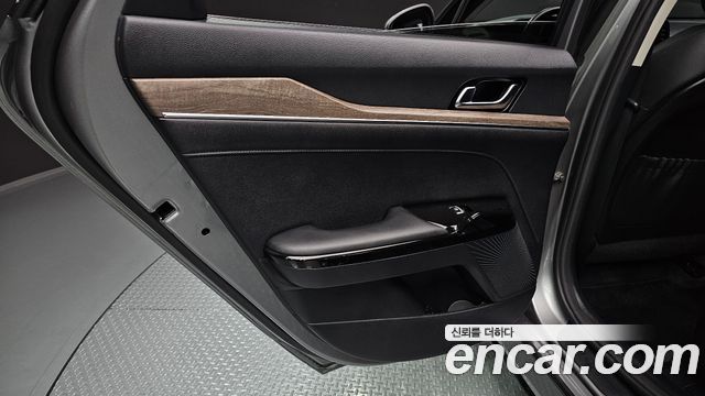 Kia K5 (III) 2.0 Noblesse 2020 — фото 25