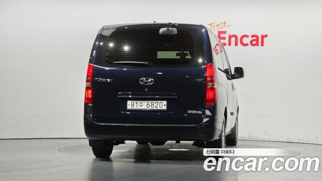 Hyundai Grand Starex Van 5-Seater Smart 2020 — фото 4