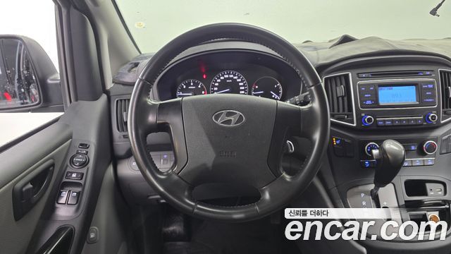 Hyundai Grand Starex Van 5-Seater Smart 2020 — фото 14