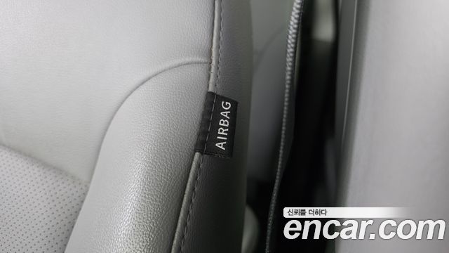 Hyundai Grand Starex Van 5-Seater Smart 2020 — фото 16
