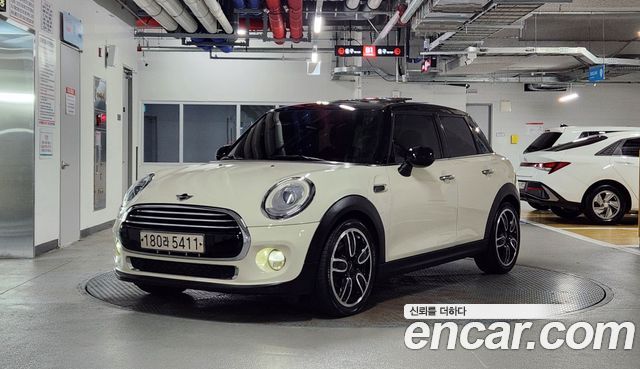 MINI Cooper D 5Door HIGH 3rd
