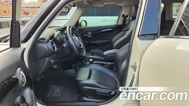 MINI Cooper D 5Door HIGH 3rd 2015 — фото 10