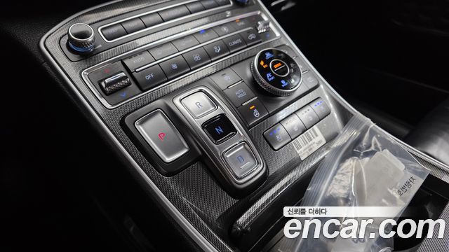 Hyundai Santa Fe Diesel 2.2 4WD Premium Choice 2021 — фото 9