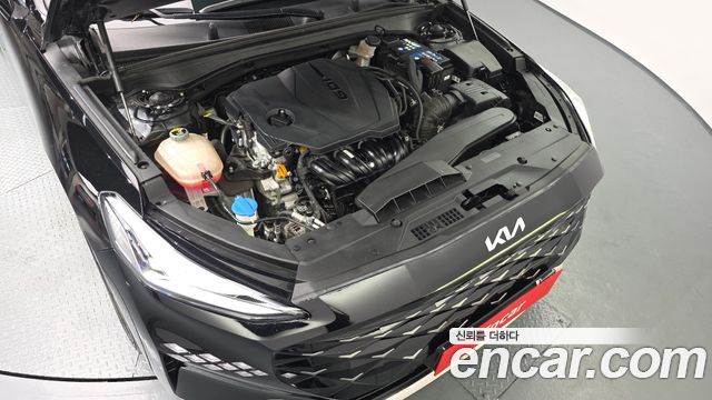 Kia K8 2.5 Gasoline 2WD Noblesse 2022 — фото 6