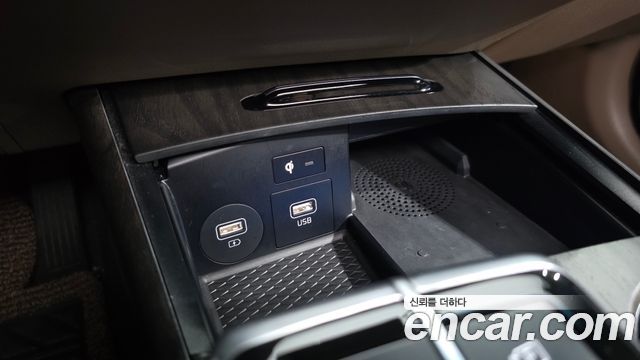 Kia K8 2.5 Gasoline 2WD Noblesse 2022 — фото 26
